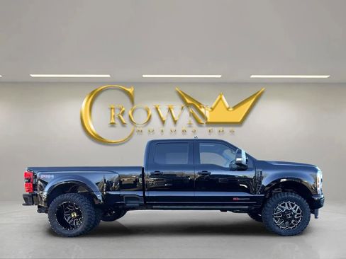 Used 2026 Ford F350 Platinum image 4