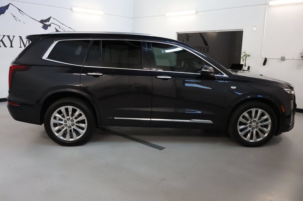 Used 2020 Cadillac XT6 Premium Luxury w/ Platinum Package AWD/4WD image 8
