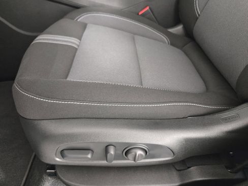New 2026 Chevrolet Blazer LT w/ Midnight/Sport Edition FWD image 25