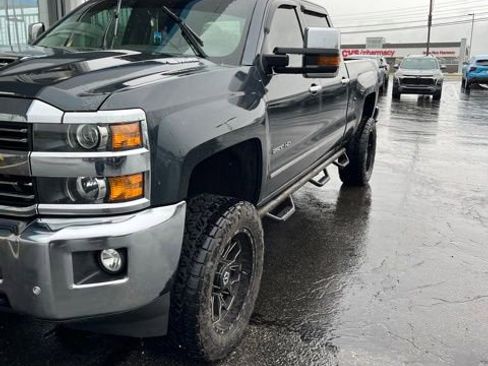 Used 2018 Chevrolet Silverado 2500 LTZ w/ Duramax Plus Package AWD/4WD image 6