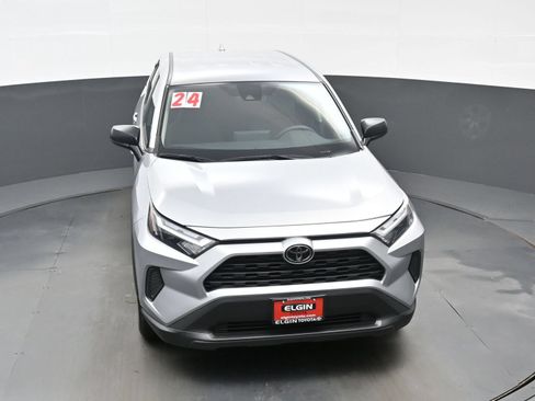 Used 2024 Toyota RAV4 LE AWD/4WD image 33