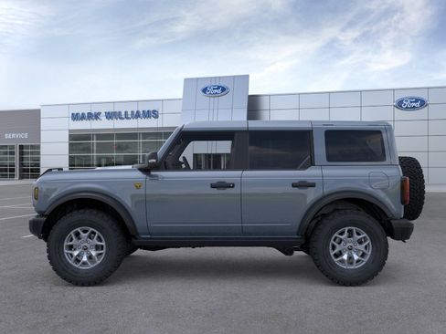 New 2025 Ford Bronco Badlands AWD/4WD image 3