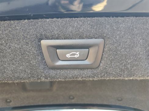 Used 2019 BMW 530i image 10