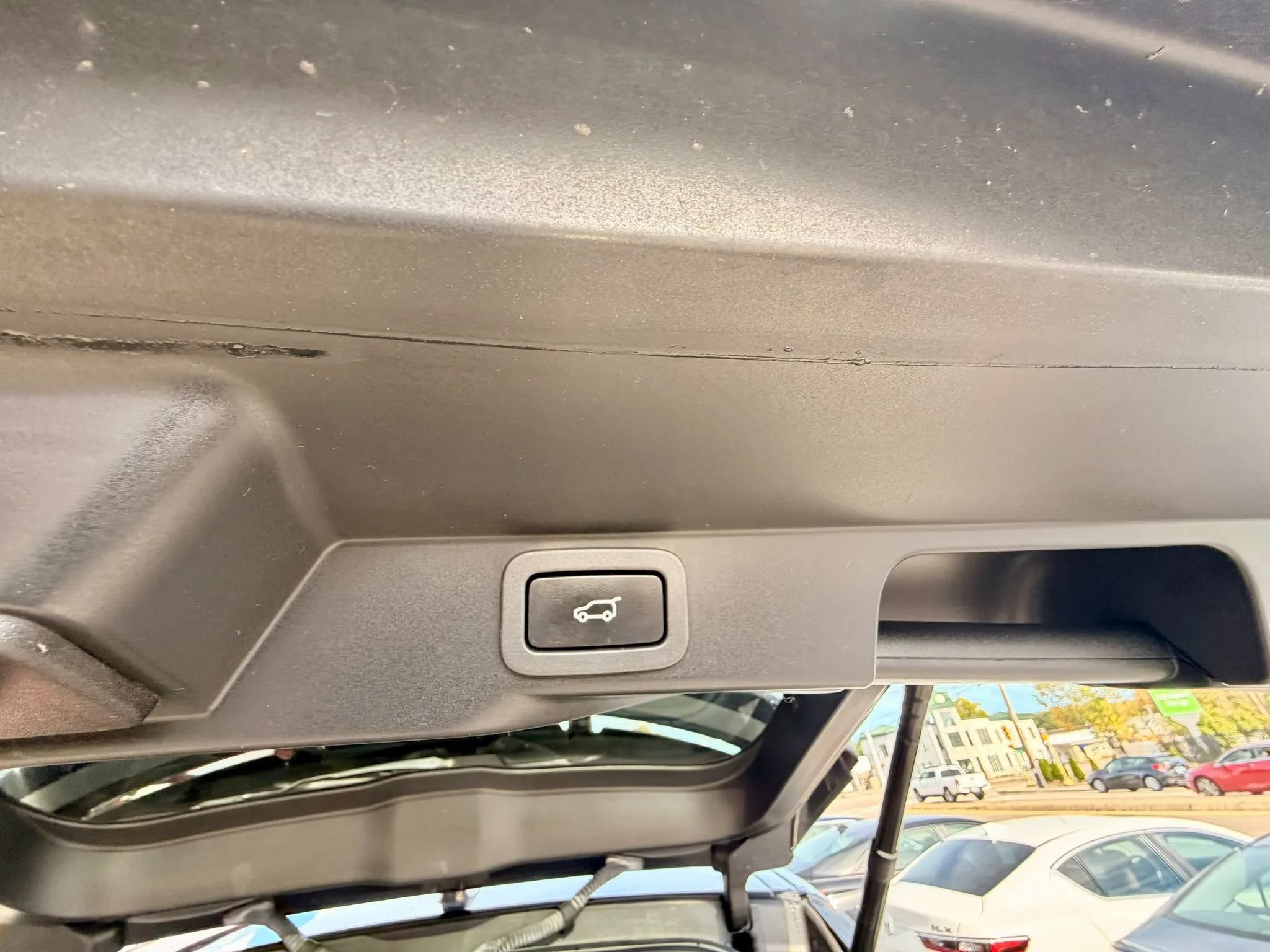 Used 2018 Land Rover Range Rover Sport HSE Dynamic AWD/4WD image 18