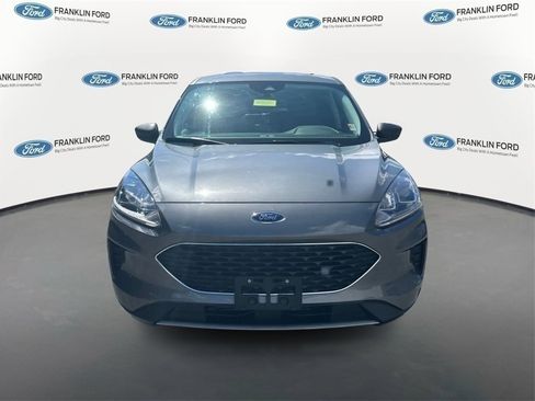 Used 2022 Ford Escape SE image 3