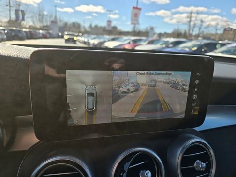 Used 2022 Mercedes-Benz GLC 300 4MATIC image 23