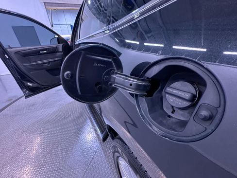 Used 2015 Chevrolet Traverse LT w/ Style and Technology Package image 41