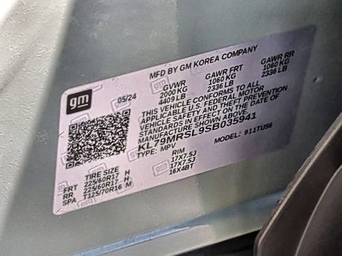Used 2025 Chevrolet TrailBlazer LT AWD/4WD image 35
