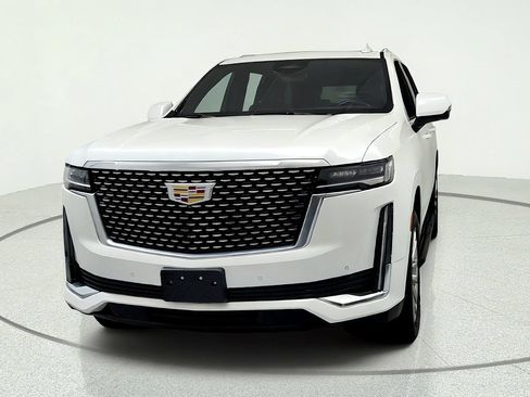 Certified 2022 Cadillac Escalade Premium Luxury AWD/4WD image 8