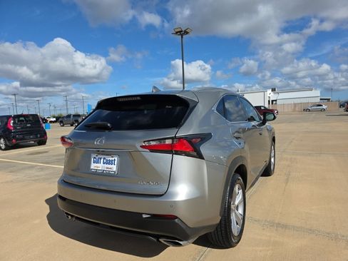 Used 2017 Lexus NX 200t FWD image 8