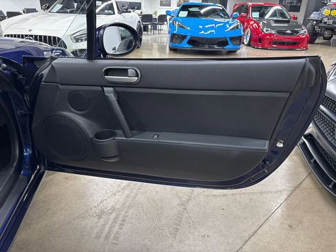 Used 2008 MAZDA MX-5 Miata Sport image 50