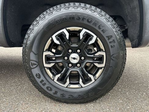 Used 2022 Chevrolet Silverado 1500 ZR2 image 32