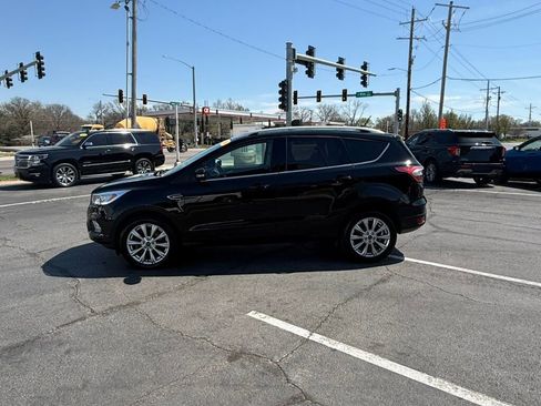 Used 2018 Ford Escape Titanium image 8
