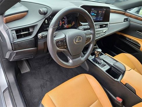 Used 2022 Lexus ES 350 w/ Premium Package image 10