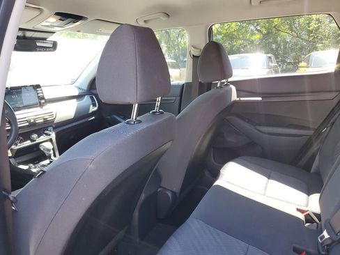 Used 2023 Kia Seltos LX AWD/4WD image 14