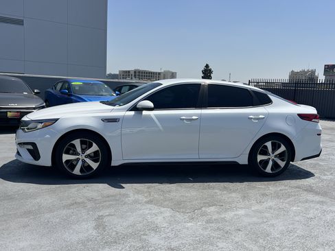 Used 2020 Kia Optima S FWD image 3