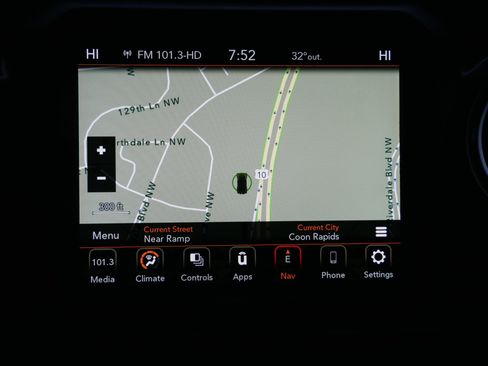 Used 2021 Jeep Wrangler Unlimited Sahara w/ Uconnect 4C Nav & Sound Group AWD/4WD image 18