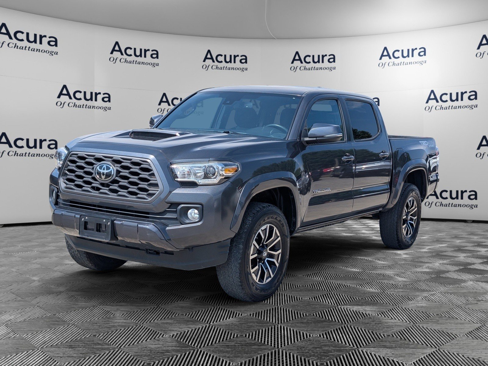 Used 2021 Toyota Tacoma TRD Sport AWD/4WD image 4