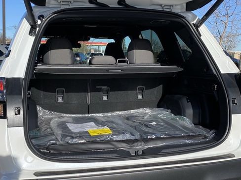 New 2026 Subaru Forester Premium image 24