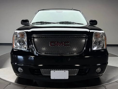 Used 2012 GMC Yukon XL Denali AWD/4WD image 3