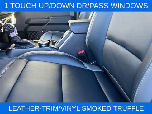 New 2025 Ford Bronco Outer Banks image 14