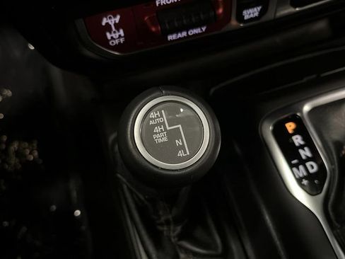 Certified 2021 Jeep Wrangler Unlimited Rubicon w/ Trailer Tow Package image 22