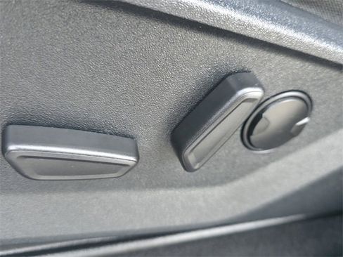 Used 2023 Ford F150 XLT w/ Equipment Group 302A High image 15