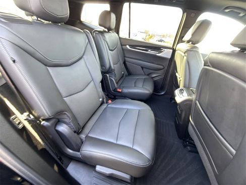 Used 2024 Cadillac XT6 Premium Luxury w/ Technology Package image 53