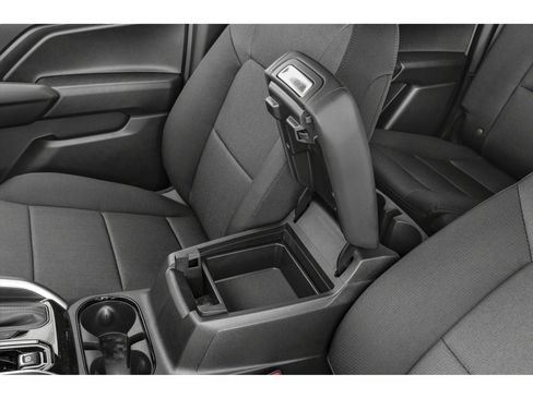 Used 2023 Chevrolet Colorado Trail Boss w/ Technology Package image 9