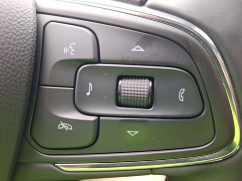 Used 2025 Buick Envista Preferred FWD image 22