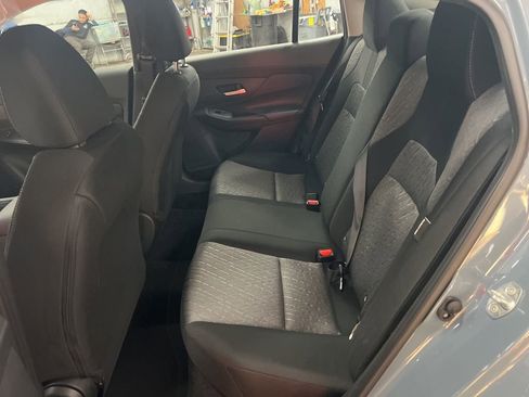 New 2026 Nissan Sentra SV w/ SV Convenience Package FWD image 30