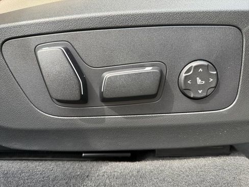 Used 2026 BMW X3 xDrive30 w/ Premium Package image 36