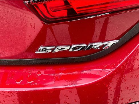 Used 2018 Honda Accord Sport image 22
