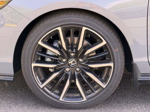 New 2026 Honda Accord Touring image 5