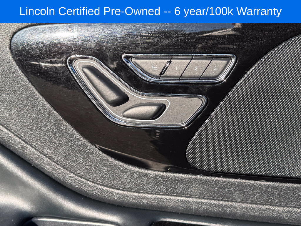Used 2025 Lincoln Aviator Reserve AWD/4WD image 27