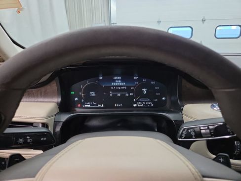 Used 2020 Lincoln Aviator Reserve w/ Equipment Group 201A AWD/4WD image 23