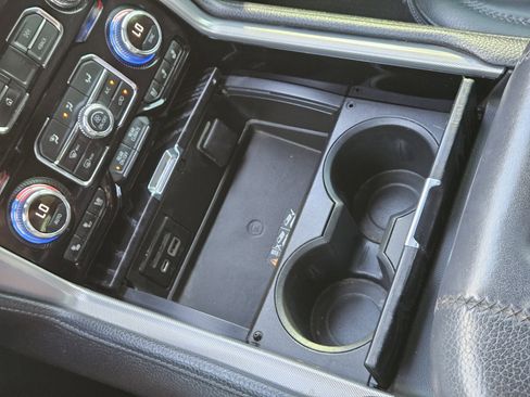 Used 2021 GMC Yukon Denali w/ Denali Premium Package image 22