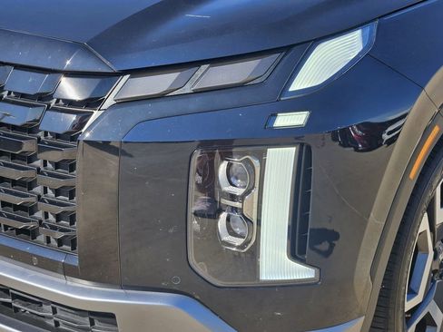 Used 2024 Hyundai Palisade SEL FWD image 13