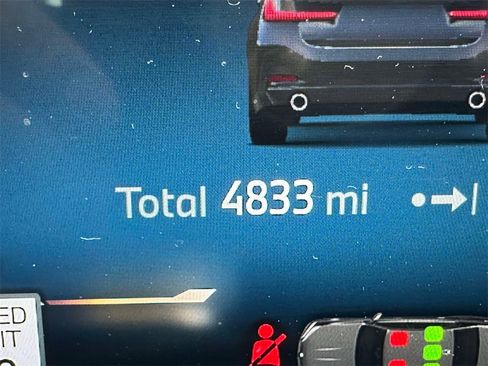 Certified 2025 BMW 330i xDrive Sedan w/ Convenience Package image 34