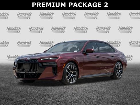Used 2024 BMW 760i xDrive AWD/4WD image 5