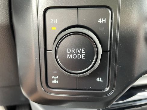 New 2026 Ford F350 Lariat w/ Black Appearance Package image 13