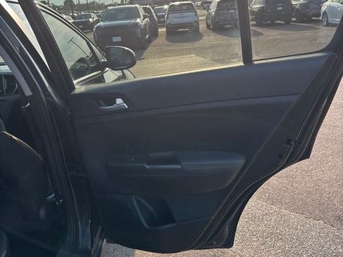 Used 2019 Kia Sportage LX AWD/4WD image 27