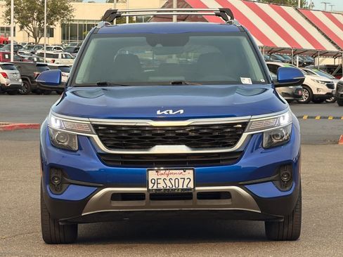 Used 2023 Kia Seltos EX AWD/4WD image 10