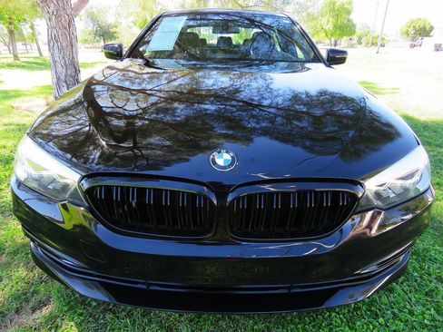 Used 2020 BMW 530i w/ Convenience Package image 12
