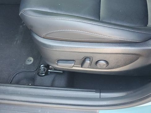 Used 2025 Kia Seltos EX FWD image 20