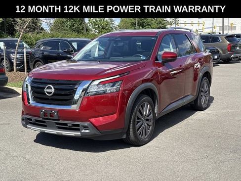 Used 2023 Nissan Pathfinder SL w/ SL Premium Package AWD/4WD image 5