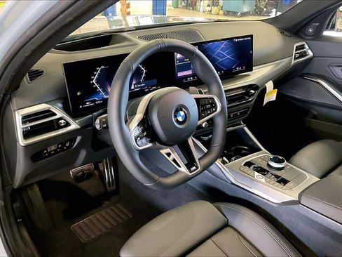 New 2026 BMW 330i Sedan w/ M Sport Package RWD image 8