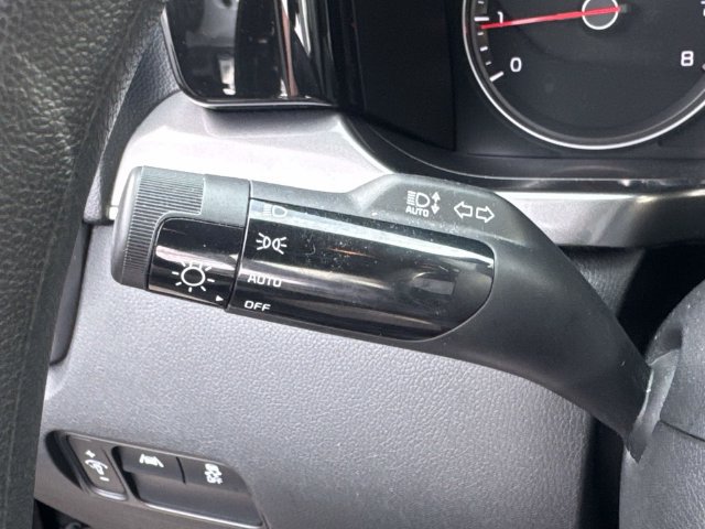 Used 2023 Kia Sorento LX AWD/4WD image 22