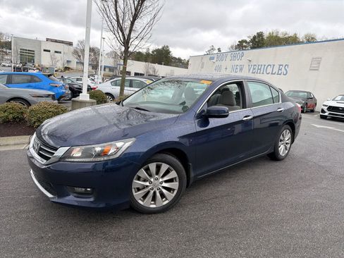 Used 2015 Honda Accord EX image 5