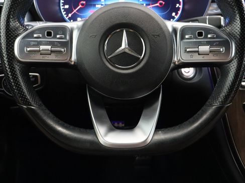 Used 2022 Mercedes-Benz GLC 300 image 26